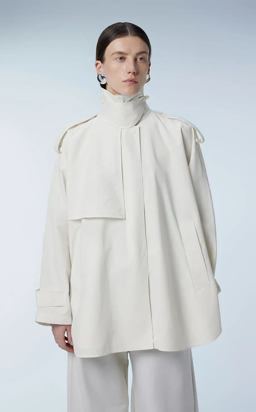 Coat / JNBY Oversized Belted Short Trench Coat