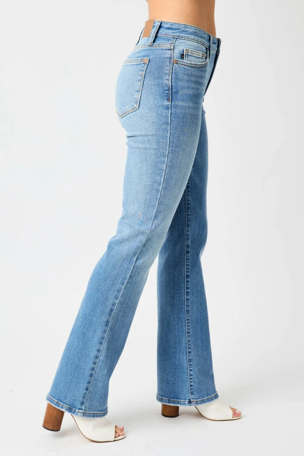 Judy Blue Mid Rise Straight Jeans