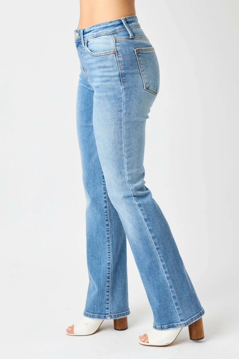 Judy Blue Mid Rise Straight Jeans